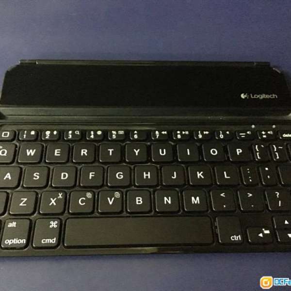 Logitech Ultrathin keyboard for ipad mini 2