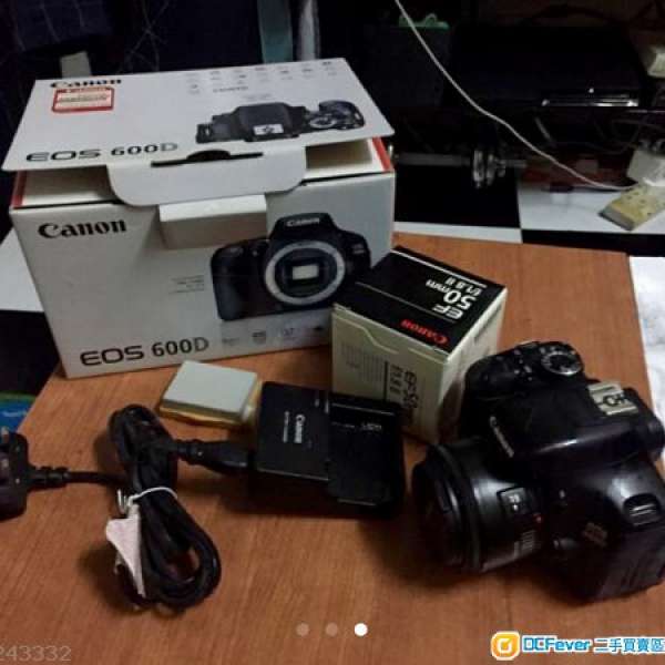 Canon EOS 600D 機身連 EF 50mm f/1.8 II鏡頭，