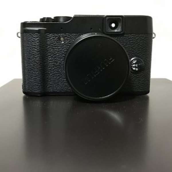 Fujifilm X10