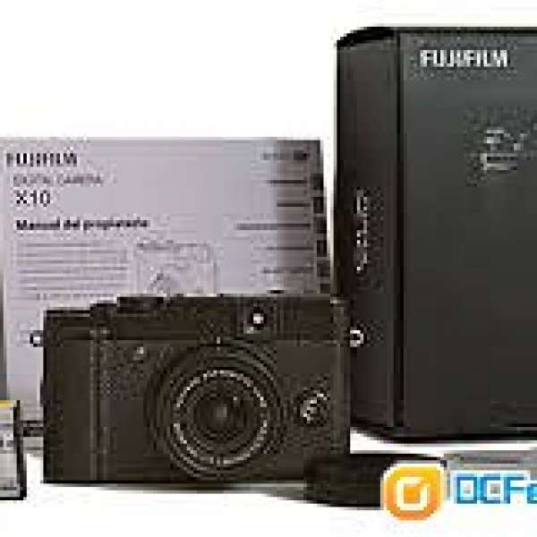 FujiFilm X10