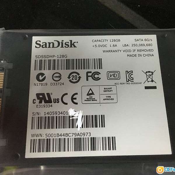 全新 SanDisk 128GB SSD
