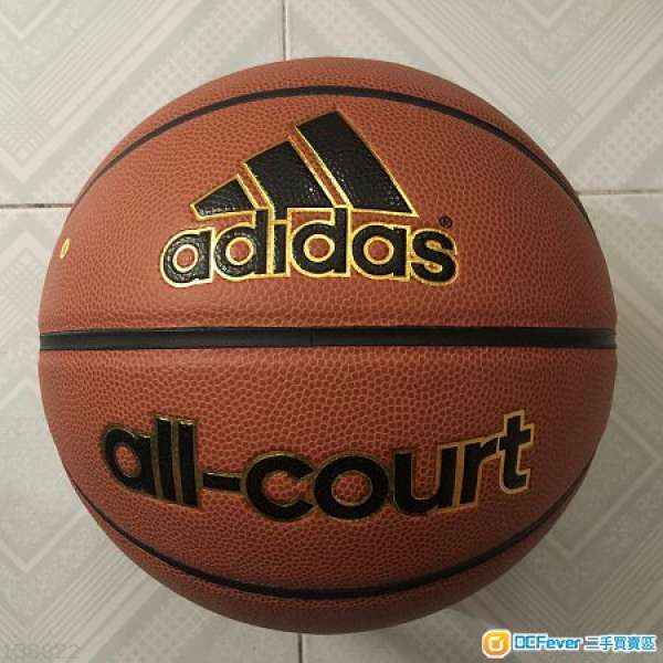 Adidas 籃球