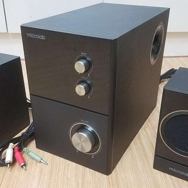 microlab 2.1 Speaker 喇叭