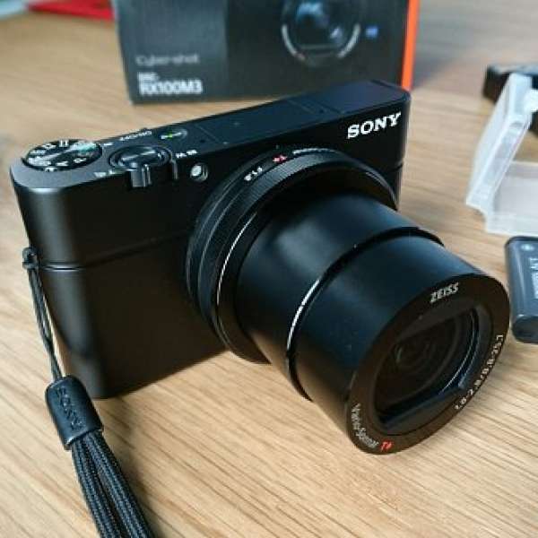 SONY RX100 M3 98%新 (跟四粒電池)