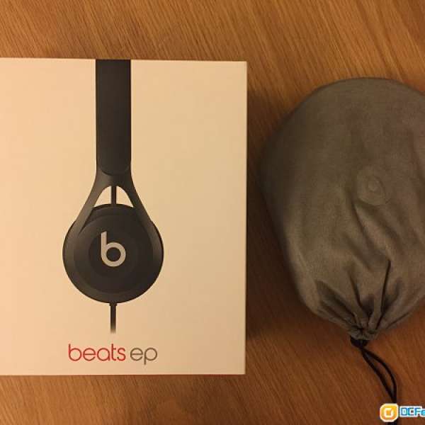 Beats ep 99% New with box and invoice