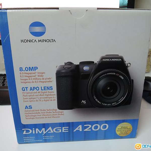 Konica Minolta DiMage A200 camera in perfect condition