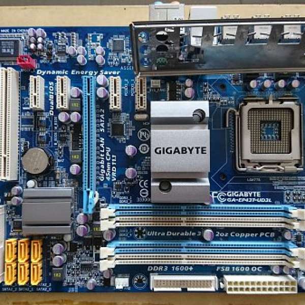 Gigabyte GA-EP43T-UD3L 主機板