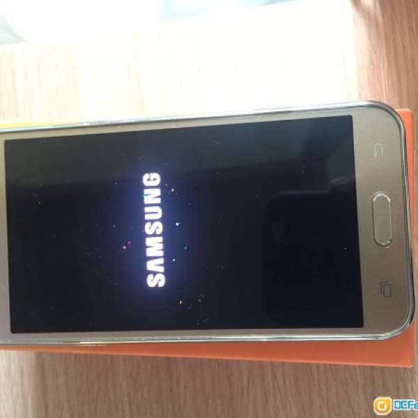 Samsung Galaxy J5 4G LTE 雙卡雙待 一流後備機 金色 (Not Prime 6 Note 7 S7)