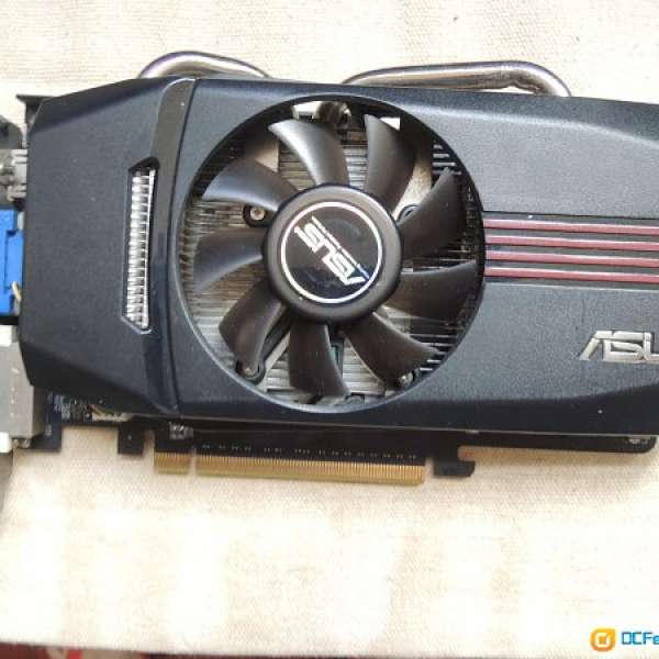 華碩 GTX 550 Ti DirectCU