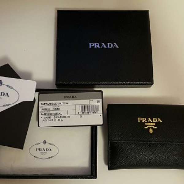 (全新) 黑色Prada Card holder 100%正貨，背面有得放散紙