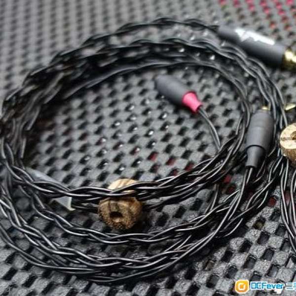 Whiplash Twag v2 Gold cable MMCX 2.5mm