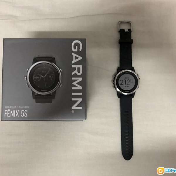 GARMIN Fenix 5S 黑銀色 中文版 香港行貨 有盒有單 近乎全新