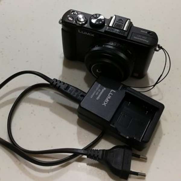 LX 7 水貨 Leica 超廣角 f/1.4 大光圈 HKD$1000 (冇單,冇盒,操作正常,一機一電一叉)...