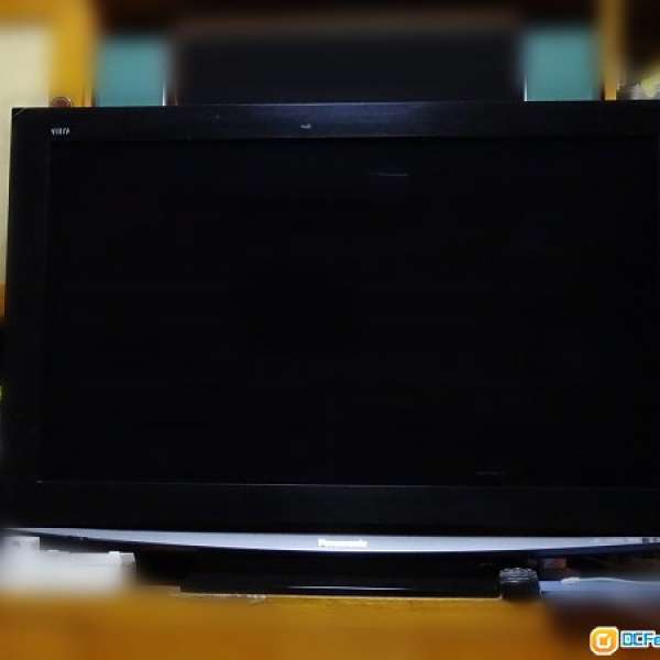 樂聲牌 Panasonic TX-37LZ800 LCD TV