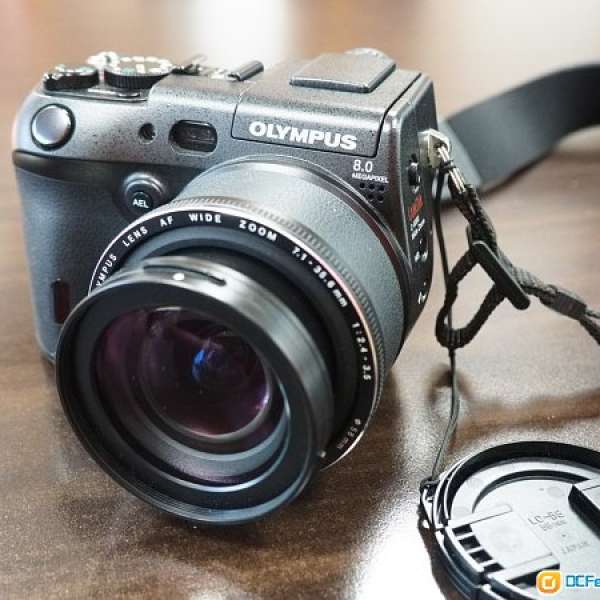 Olympus C8080 wide zoom