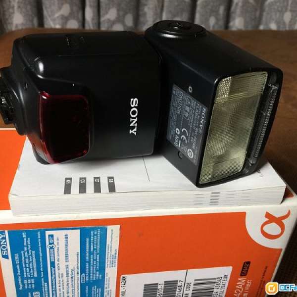 沒有出過街，合完美主意者。Sony HVL-F42AM 閃光燈 99% 新，盒裝。不求質素，只想平...