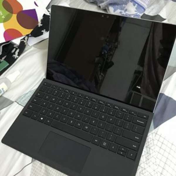 Surface Pro 4 i5 8GB ram 256GB SSD, 黑色KB, Surface Pen 行貨