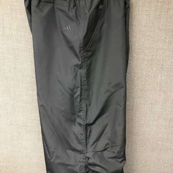 Adidas climaproof knee length short 短褲 三個骨短䃿