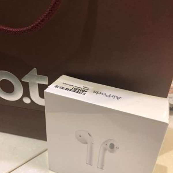 100%全新未開封， 港行 Apple AirPods 藍牙耳機 耳筒