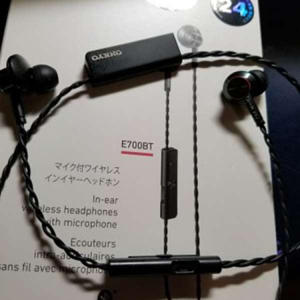 80%新Onkyo E700BT wireless 耳筒（黑色）行貨