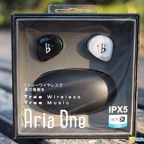 fFLAT5 Aria One 無線可通話藍牙耳機 100% new