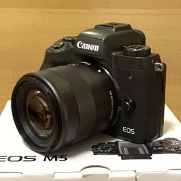 行貨95%新Canon EOS M5 body 連18-55 拆kit 鏡