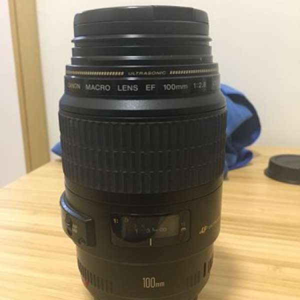 Canon 100mm Marco 1:2.8 USM