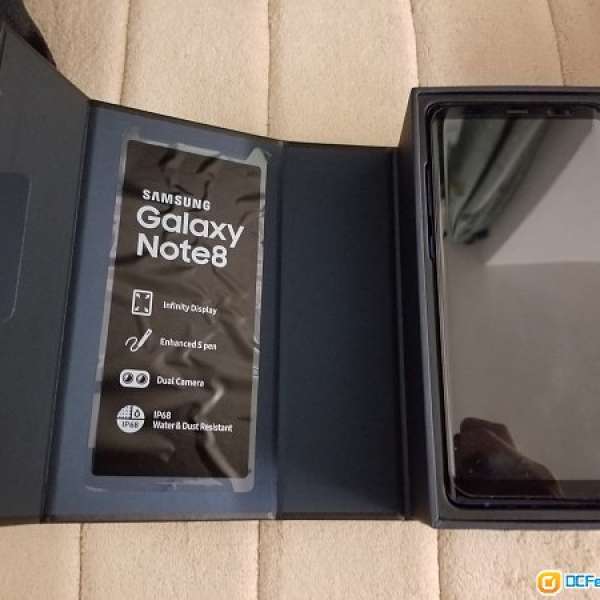 99.9% 新 Samsung Galaxy Note 8 6G Ram 128G Rom (藍色) + NG930快速無線充電座 購...