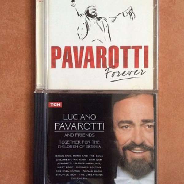 男高音歌唱家 巴佛洛伊PAVAROTTI CD 共2隻 (不散賣）