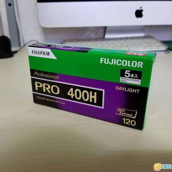 Fujicolor Pro 400H Daylight 120 Color Negative film