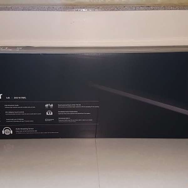 LG SJ8 4.1聲道 300W Sound Bar