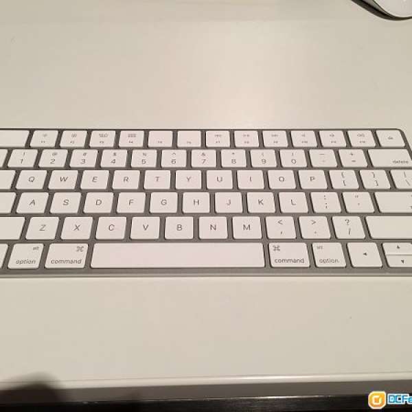 90% new Apple Magic Keyboard 2