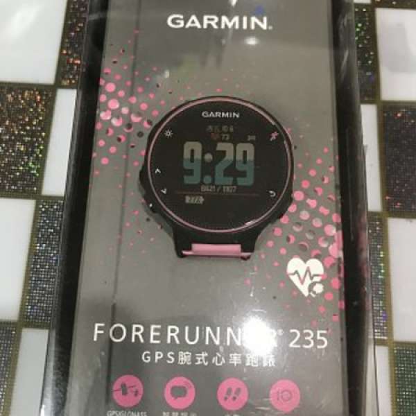 Garmin 235 中文版 港行