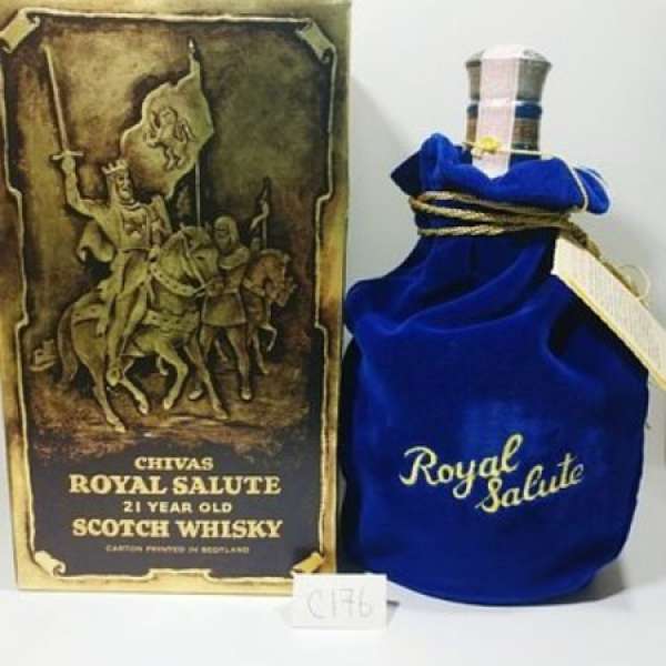 CHIVAS ROYAL SALUTE Scotch Whisky 芝華士21年皇家禮炮陶瓷威士忌(藍) 有盒 有袋 ...