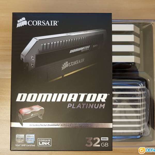 Corsair Dominator Platinum 32GB (8GB x 4) DDR4 Ram 3200Mhz + LED Fan