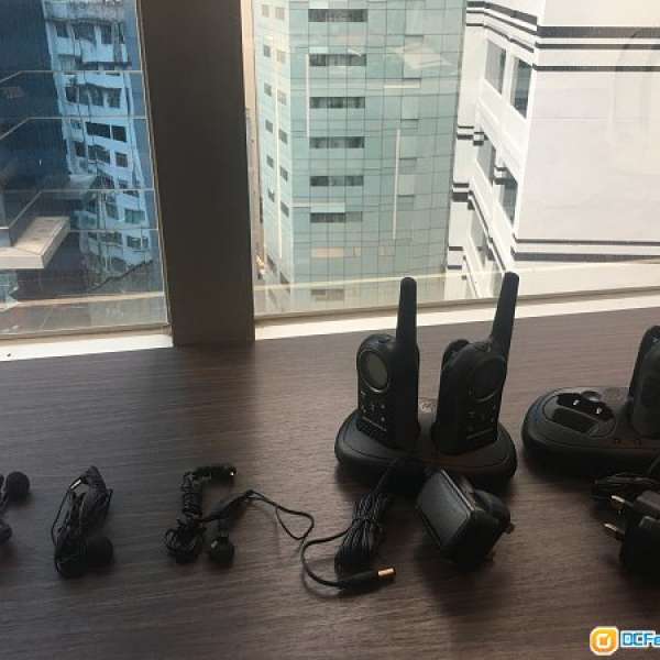 Motorola Walkie Talkie and Head Set x 3, Used only once