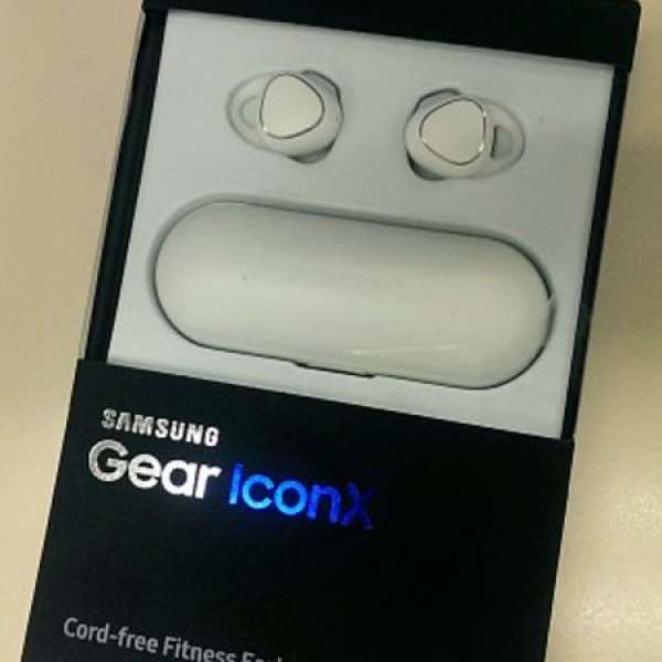 Samsung Gear IconX - 100%全新 白色 無線藍芽耳機 防濺水