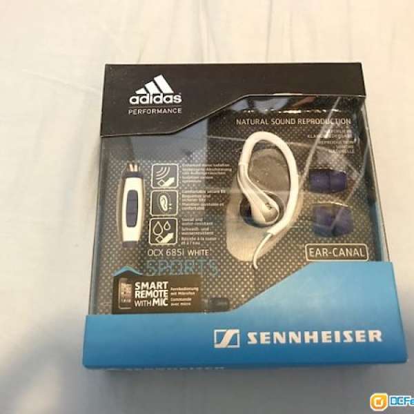 全新原裝正貨未拆封Sennheiser Adidas 系列運動型耳機連mic 及大細聲