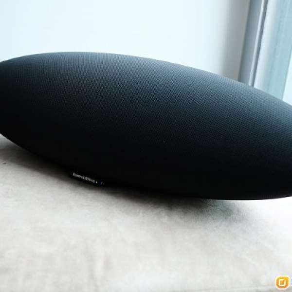 Bowers & Wilkins Zeppelin Wireless (Excellent condition)