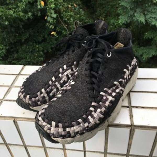 Woven US10 $300