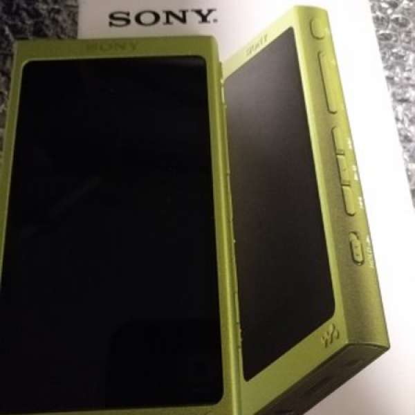 Sony nw-a35 瑩光綠 16gb（百老匯購買，仲有保養）