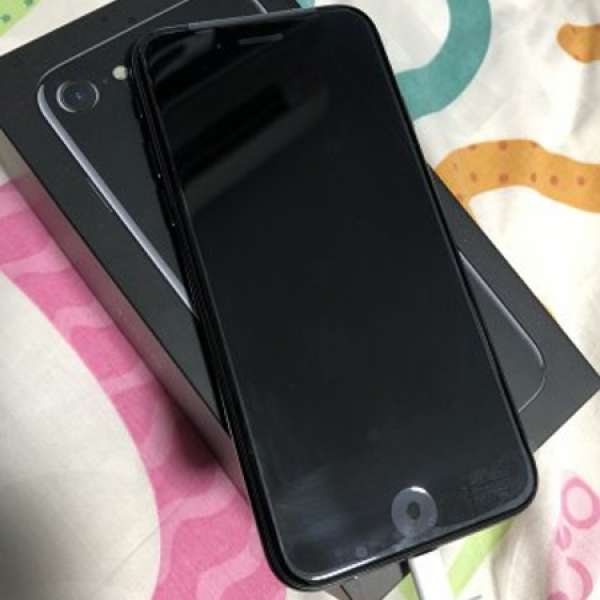 全新 iPhone 7 256GB Jet Black 亮黑色 (剛換全新機) (AppleCare+ 18年10月)