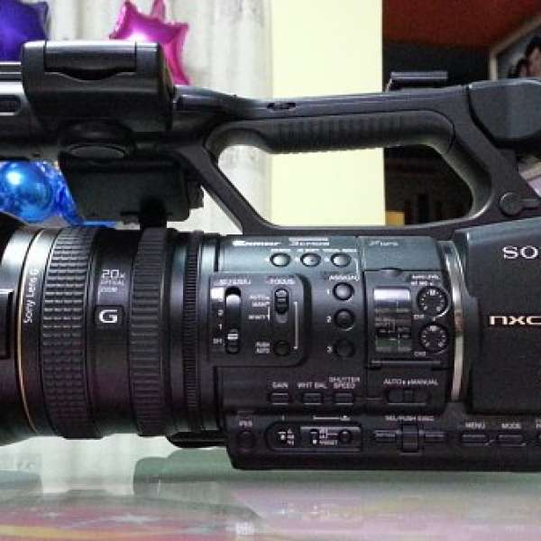 行貨Sony HXR-NX5P  HD全高清專業攝錄機,20X光學變焦,雙SD卡儲存