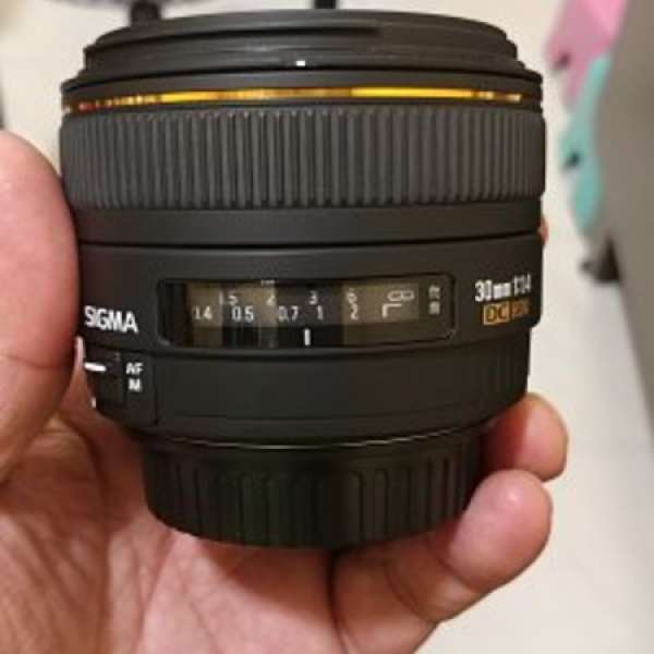 Sigma 30mm F1.4 EX DC for Canon EF
