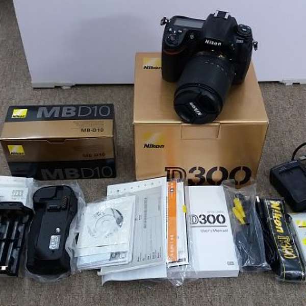 Nikon D300 body + MBD10 直倒 + 18-140mm DX VR 鏡