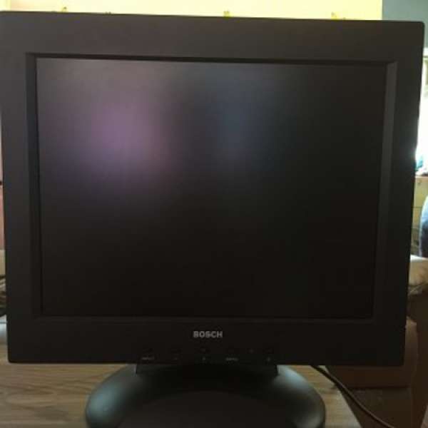 Bosch 20' LCD