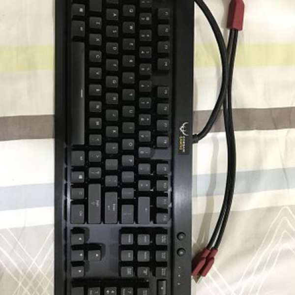 Corsair K70 RGB Gaming Keyboard 紅軸