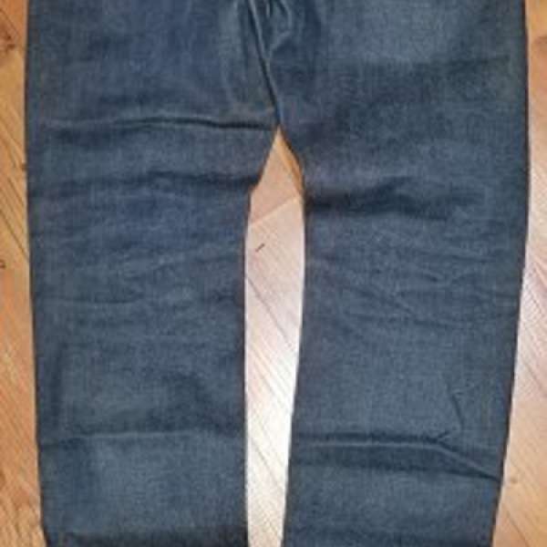 LEVIS RED CARROT JEAN  TAG SIZE 30 x29 USED