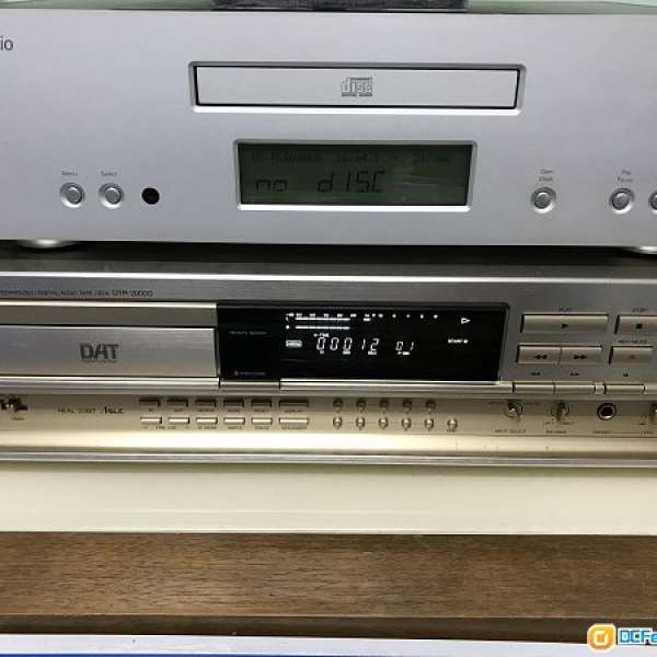 Denon DTR-2000G Dat player