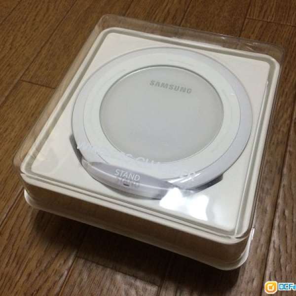 Samsung 快速無線充電座 白色 EP-NG930 & 白色 EP-NG920 各一